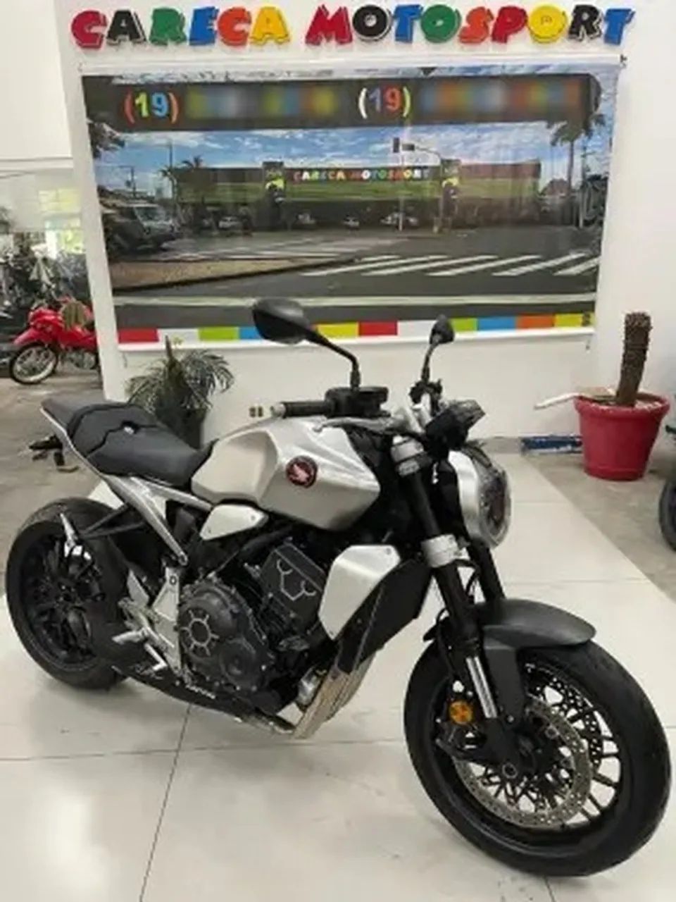HONDA CB 1000R ABS - Foto 4