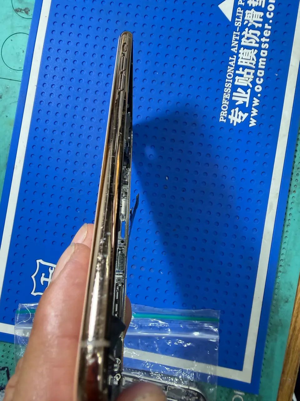 Carcaça iPhone 11 Pró Max com base de carga 11 pró max, ORIGINAL!