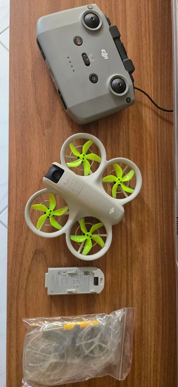 Dji Neo com radiocontrole
