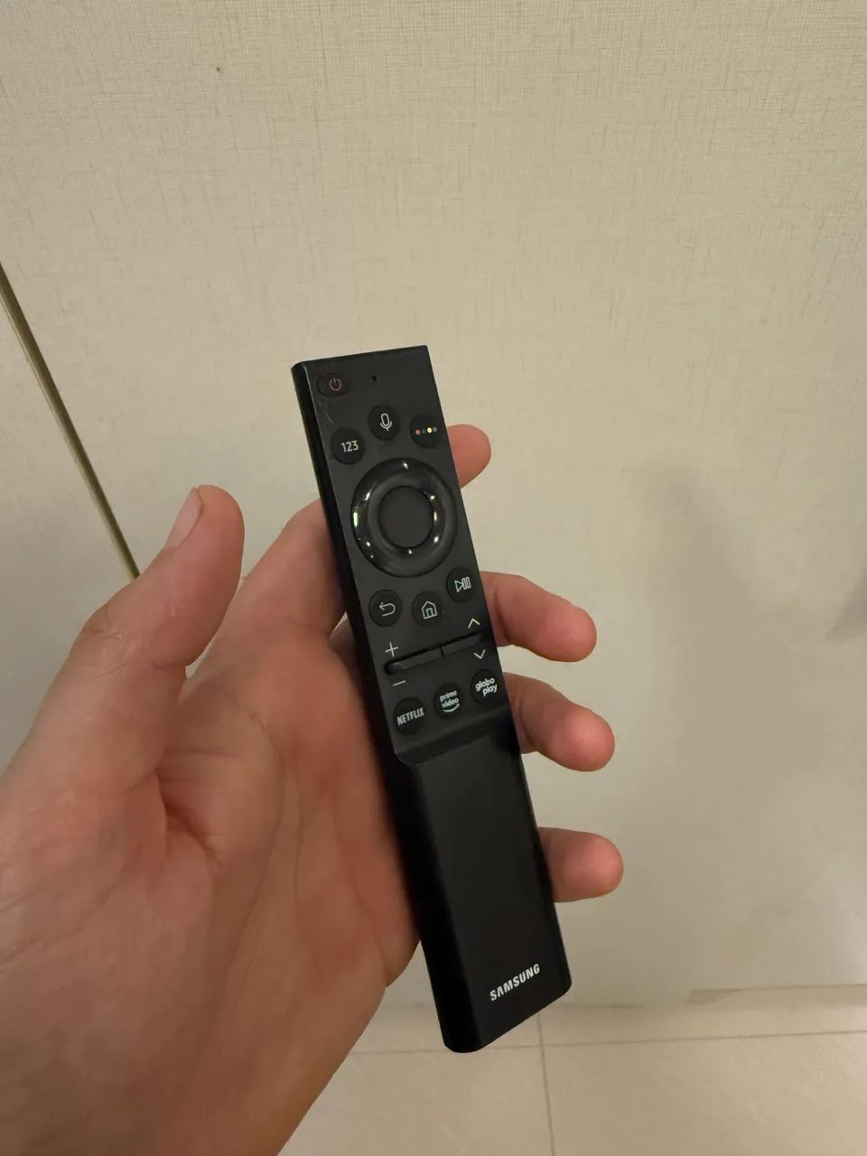 TV Samsung Crystal UHD AU7700 43 - Foto 4