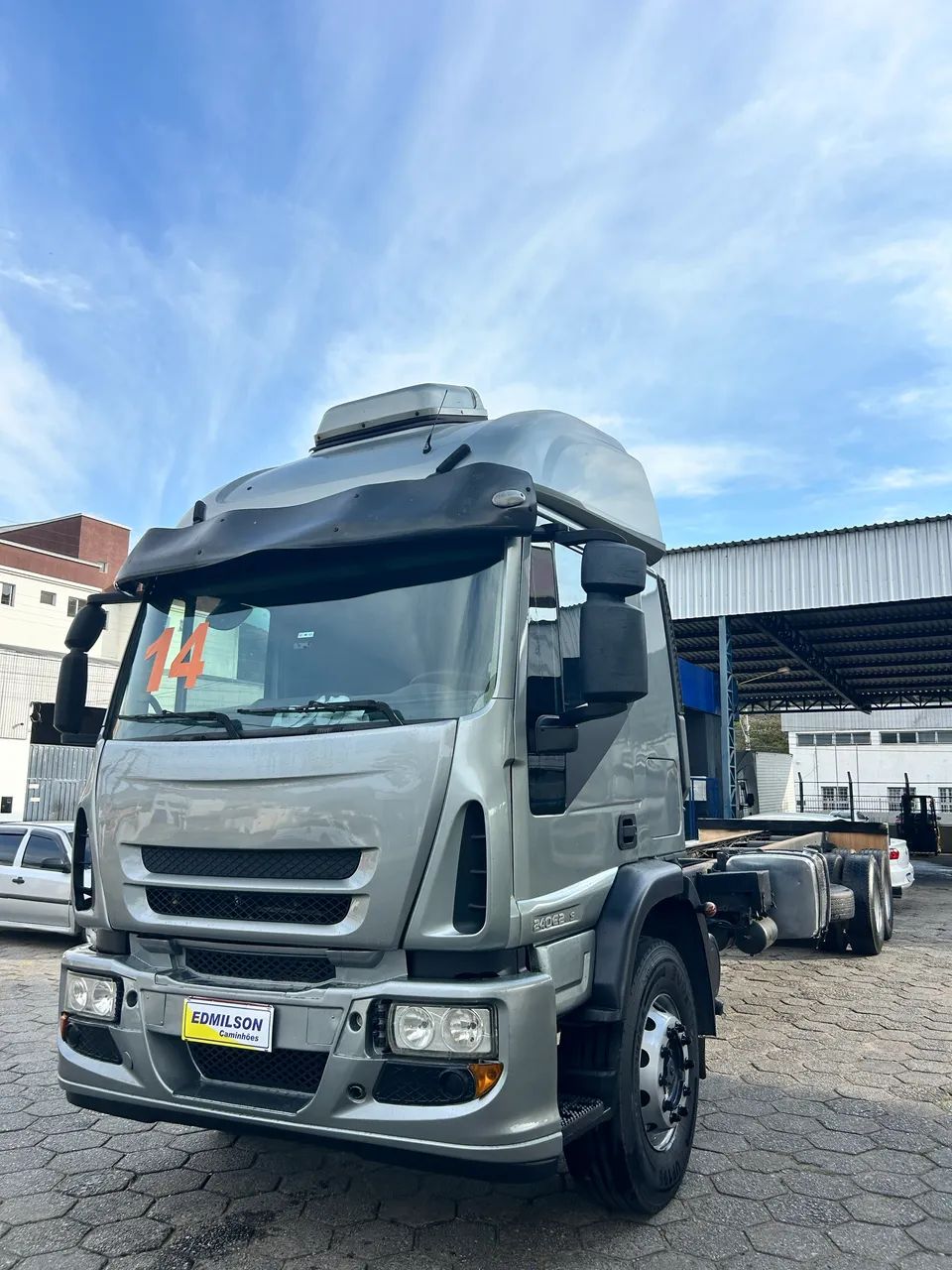 Tector 240 E28 - Foto 3