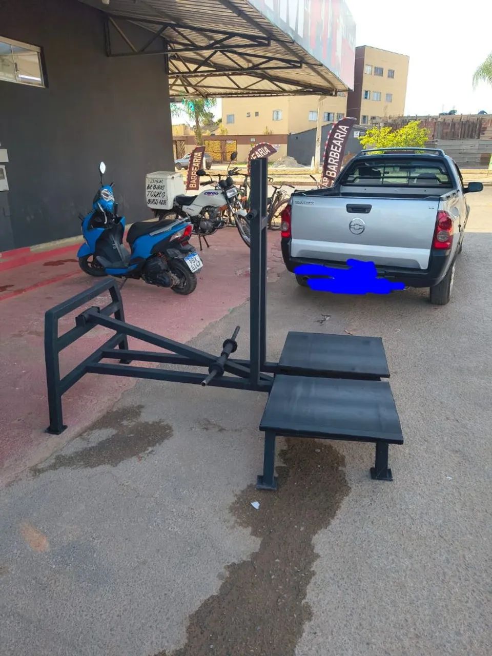 Maquina agachamento sumo