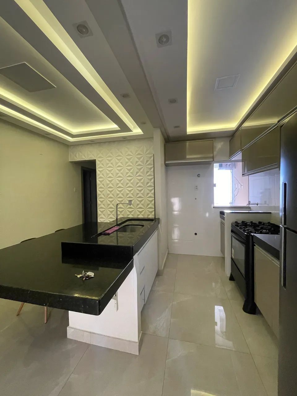 ALUGO APARTAMENTO LINDÍSSIMO EM CASTANHAL  - Foto 2