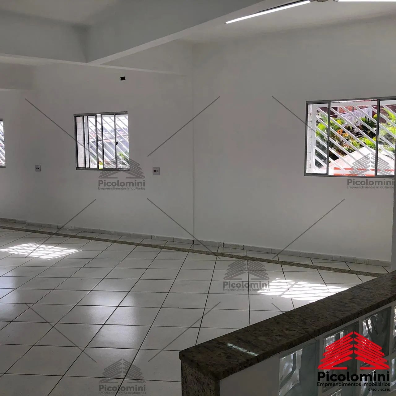 Prédio comercial 300 M2 a venda COM RENDA e Reformado, na Vila Industrial , a 900 metros d - Foto 2