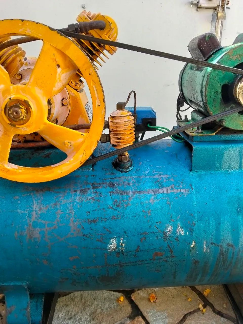 Compressor de ar 200l - Foto 4
