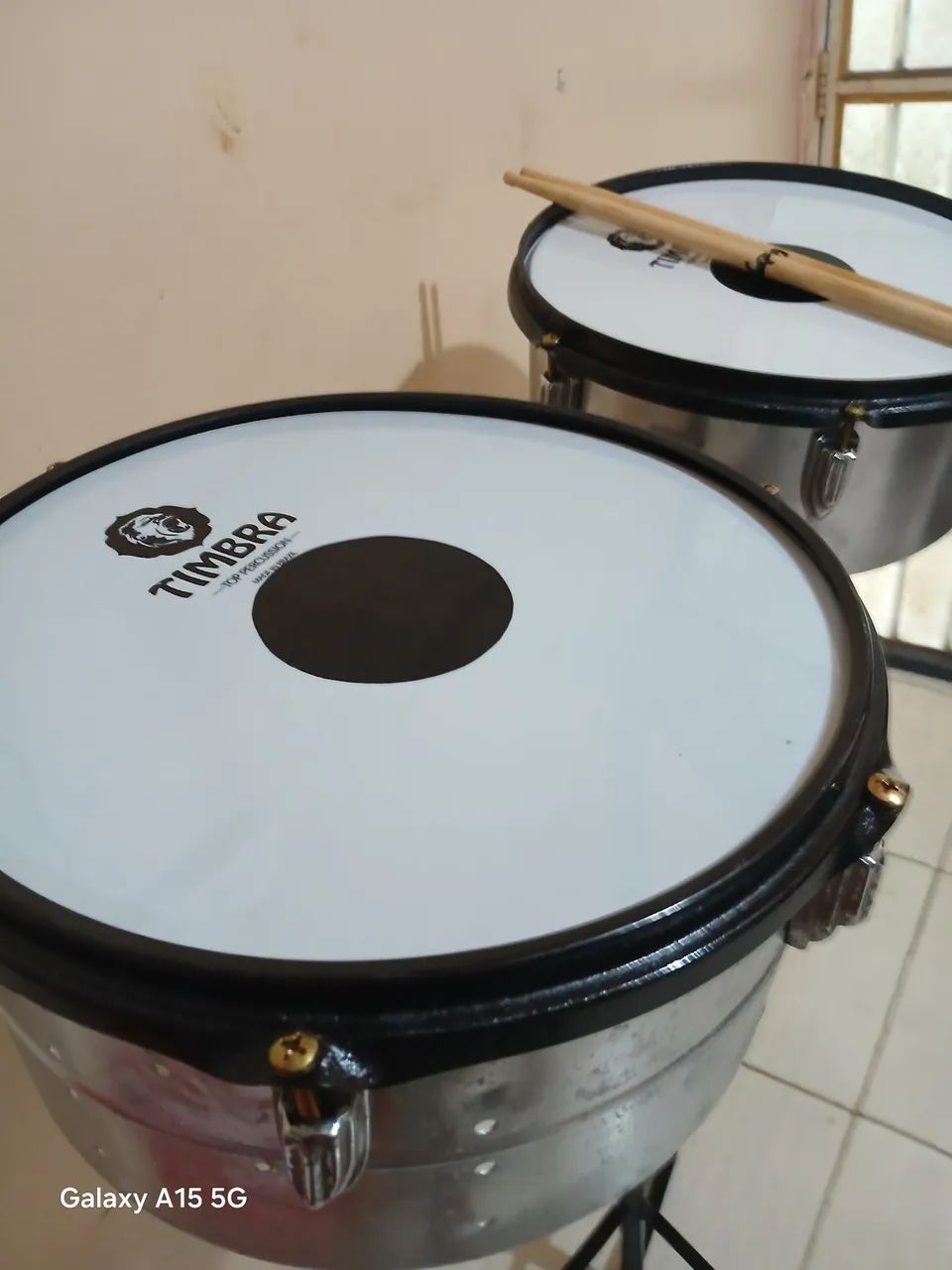 Timball completo com tripé e baquetas  - Foto 4