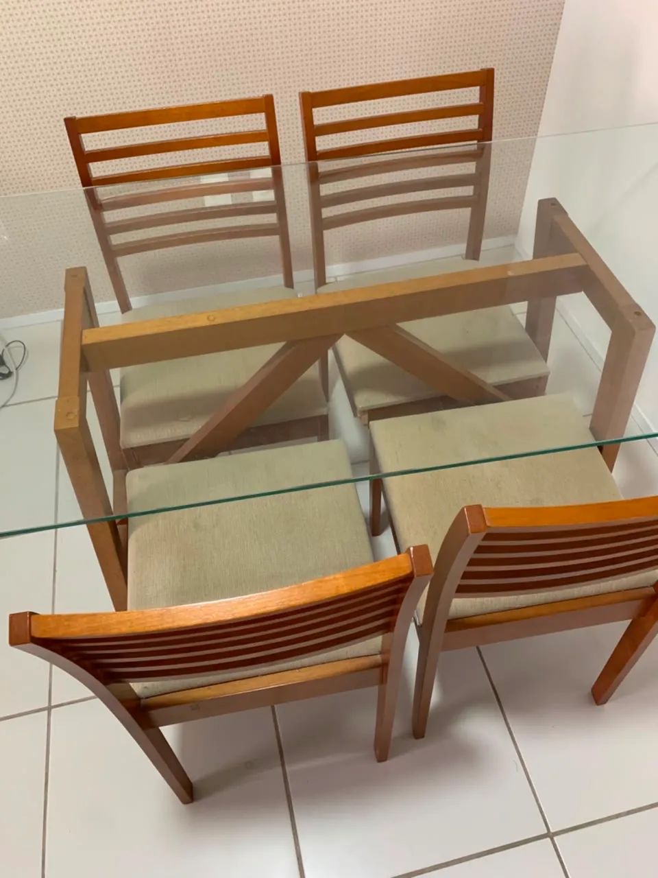 Mesa de Jantar com 4 cadeiras - Foto 4
