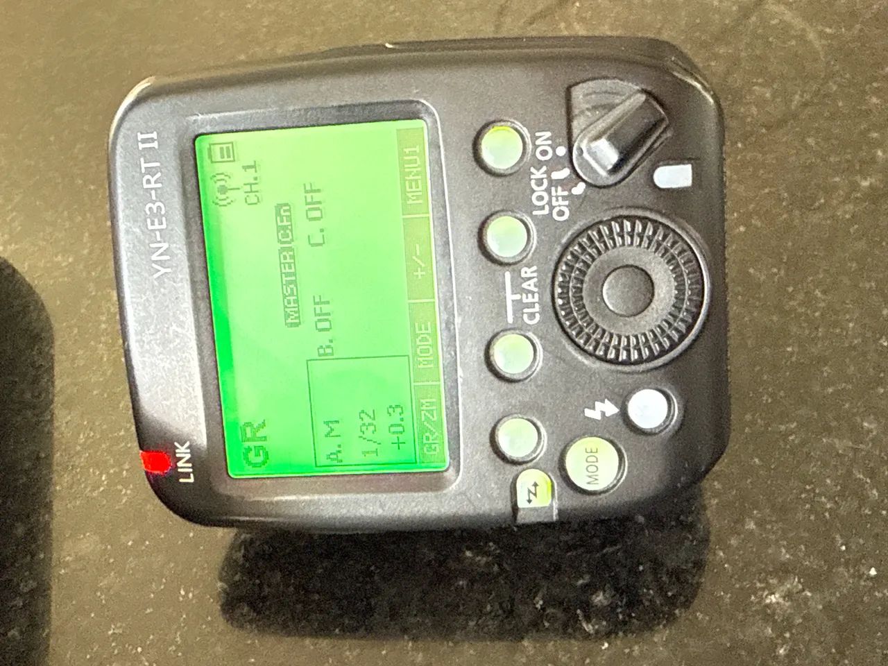 Flash pra Canon YN600EX- RT II + radio flash - Foto 2