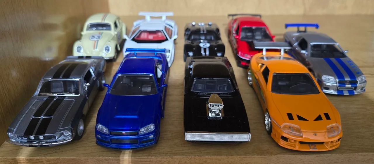 Miniaturas Carros Temáticos 1/32 - Foto 2