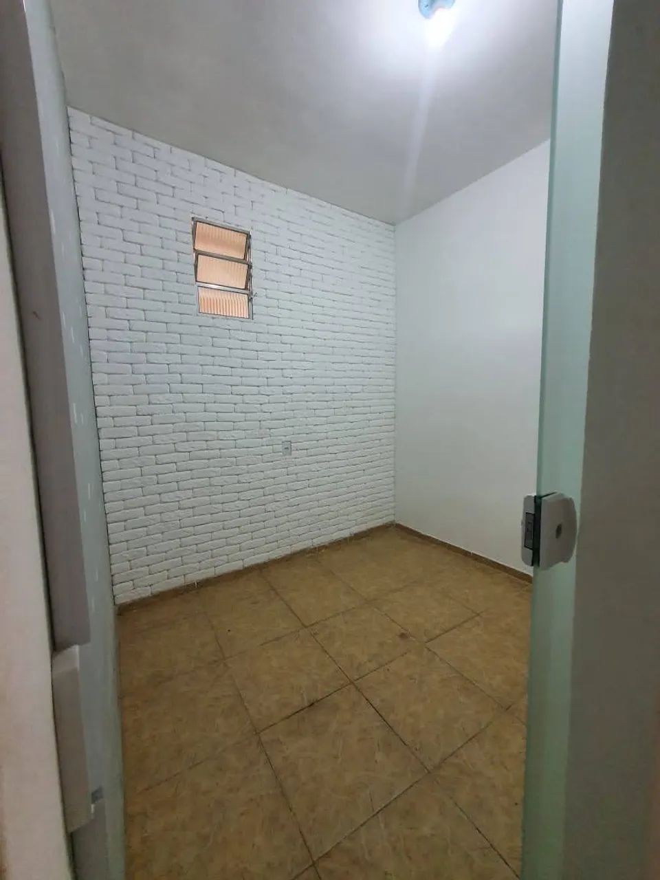 Casa alugando 2 quartos  - Foto 4
