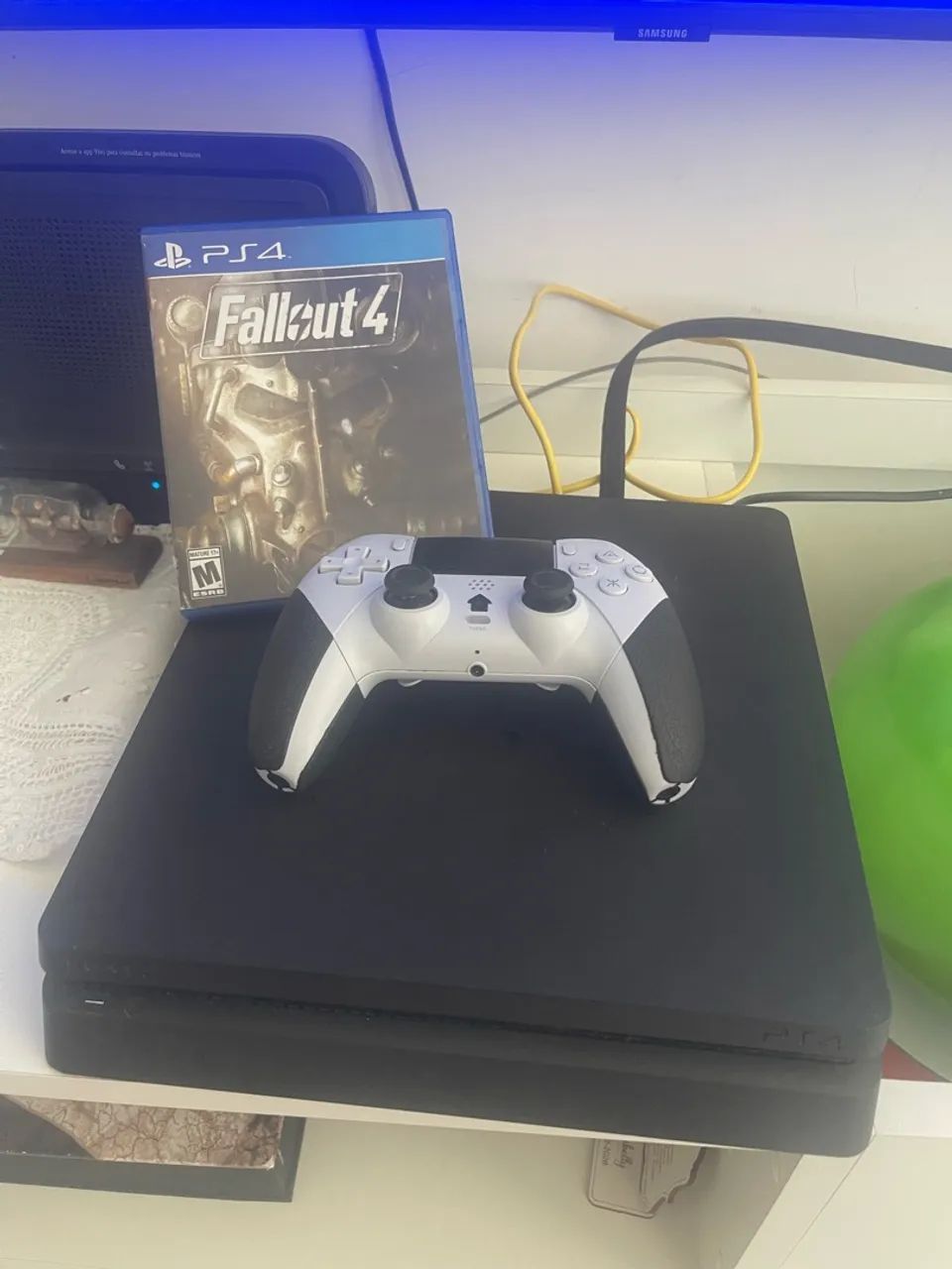 PS4 1TB SLIM