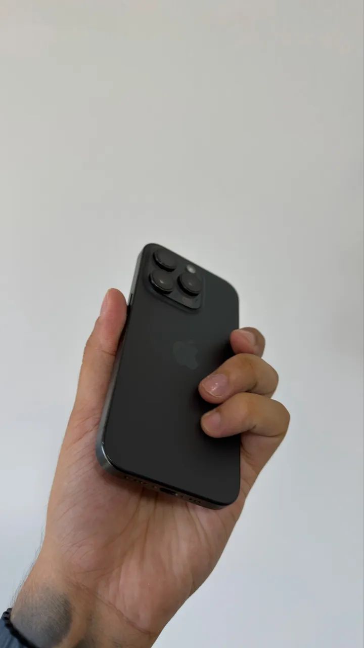 IPHONE 15 PRO 128GB - SEMINOVO IMPECÁVEL  - Foto 3