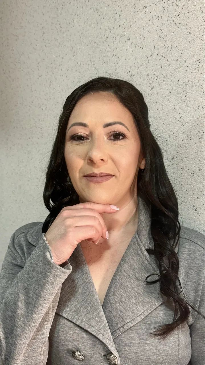 MAQUIAGEM E PENTEADO - Foto 4