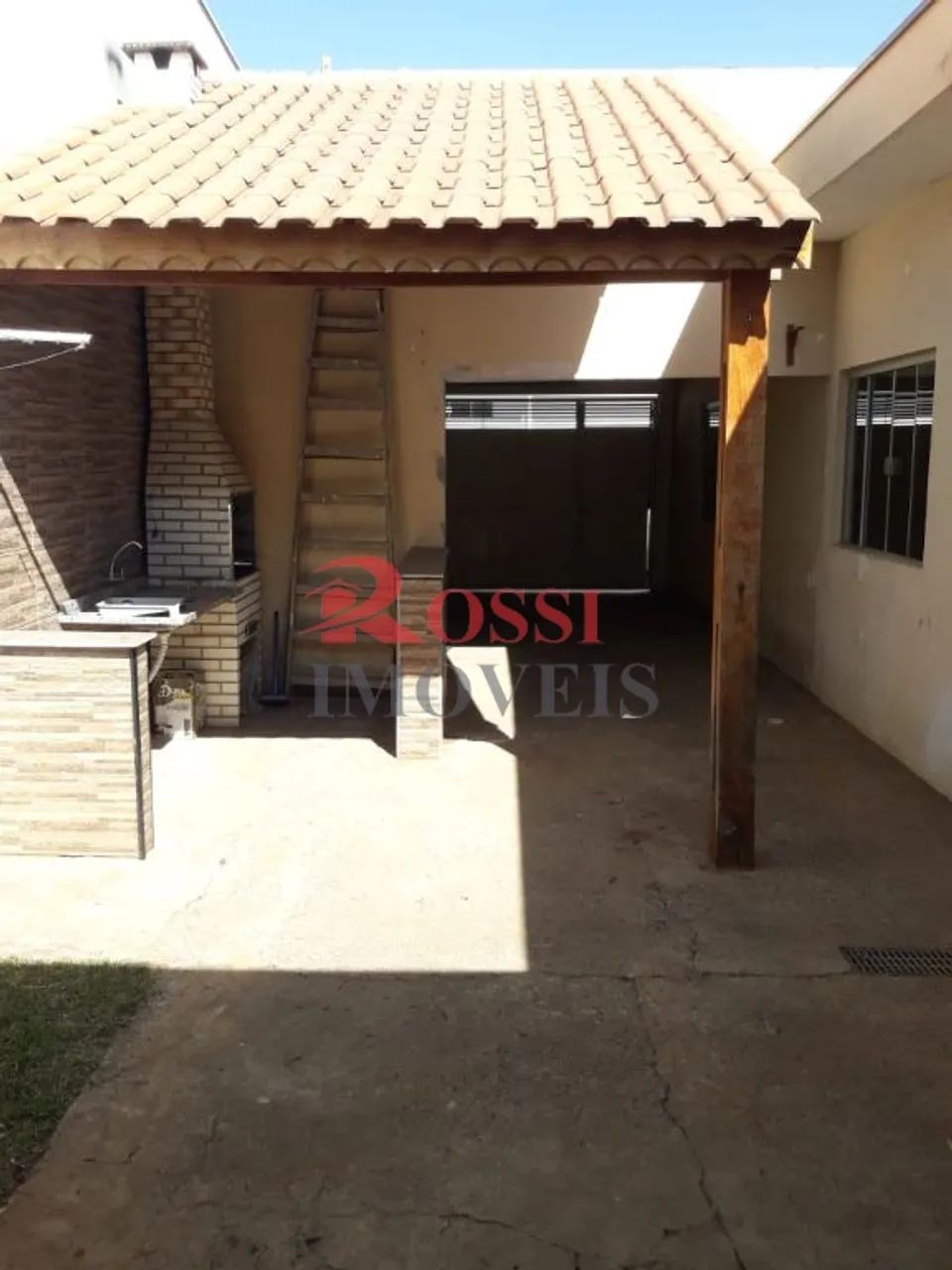CASA PARA LOCAÇÃO E VENDA NO REGINA PICELLI