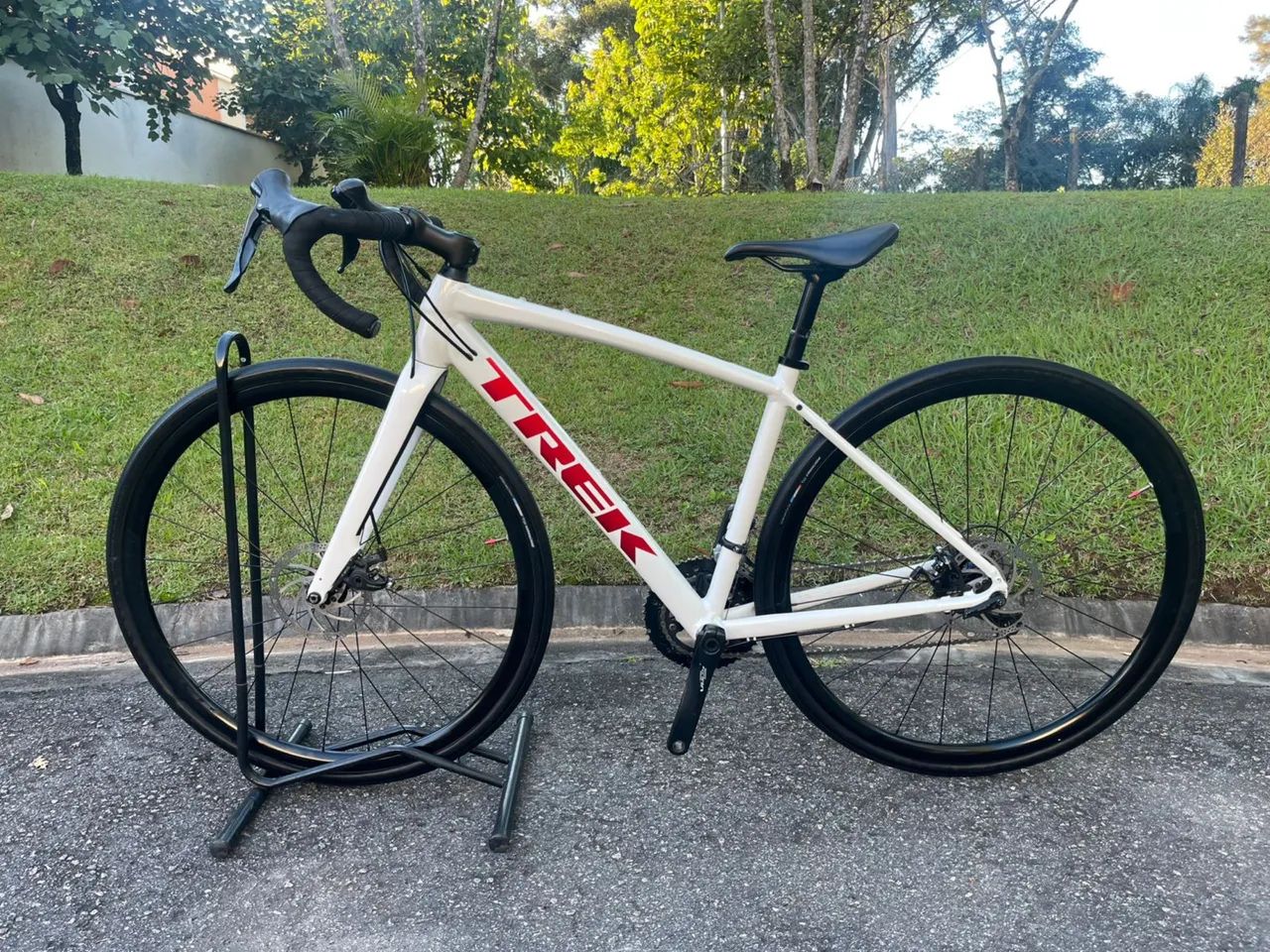 TREK DOMANE AL 3 ano 2022 - Foto 2