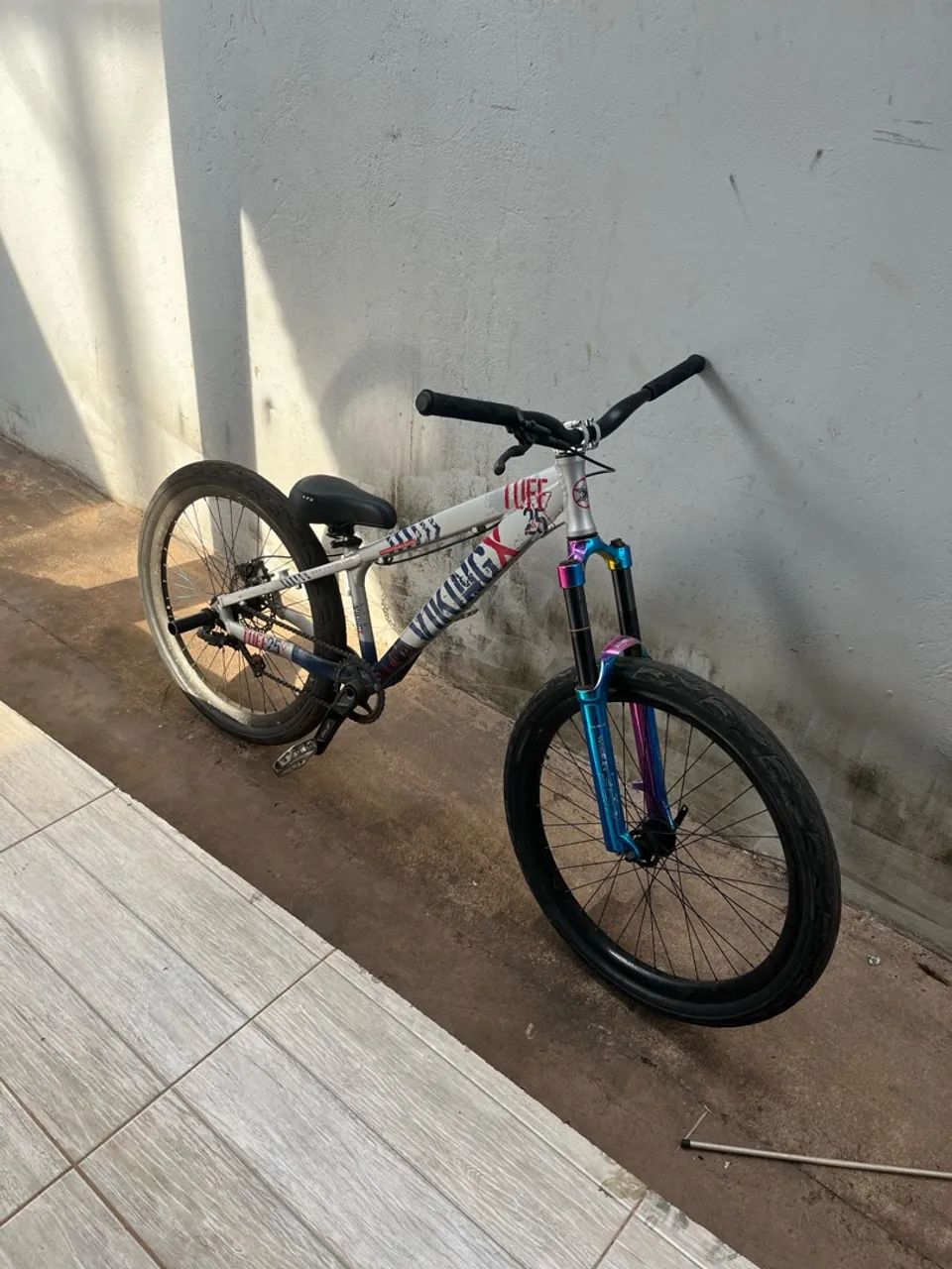 Viking tuff 25