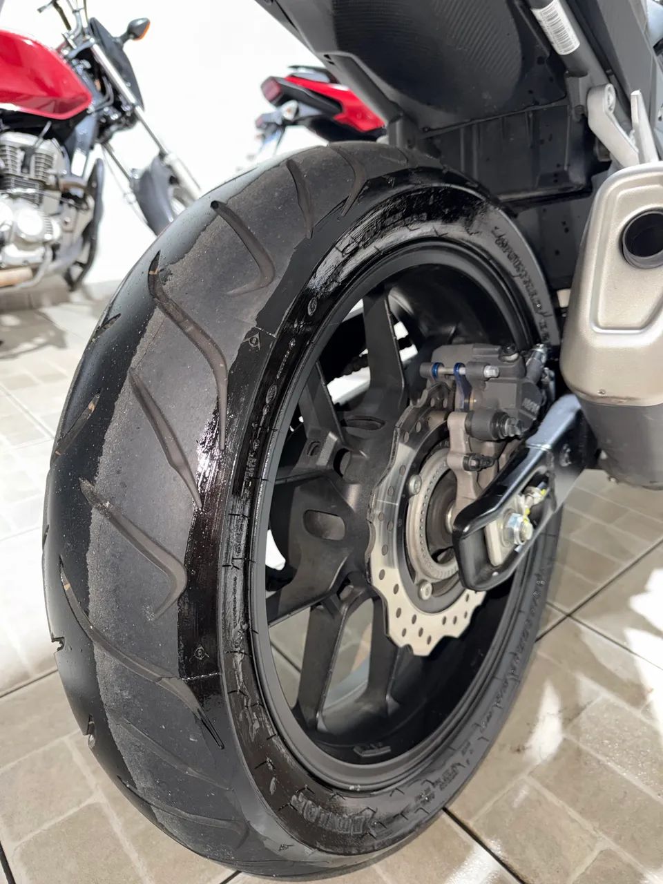 CB 500F 2023 - Foto 5