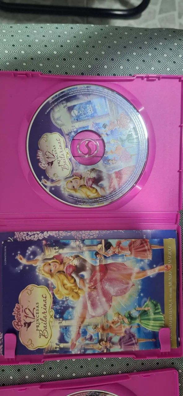DVDs Barbie Princesa&Plebeia e 12 Princesas Bailarinas - Foto 5