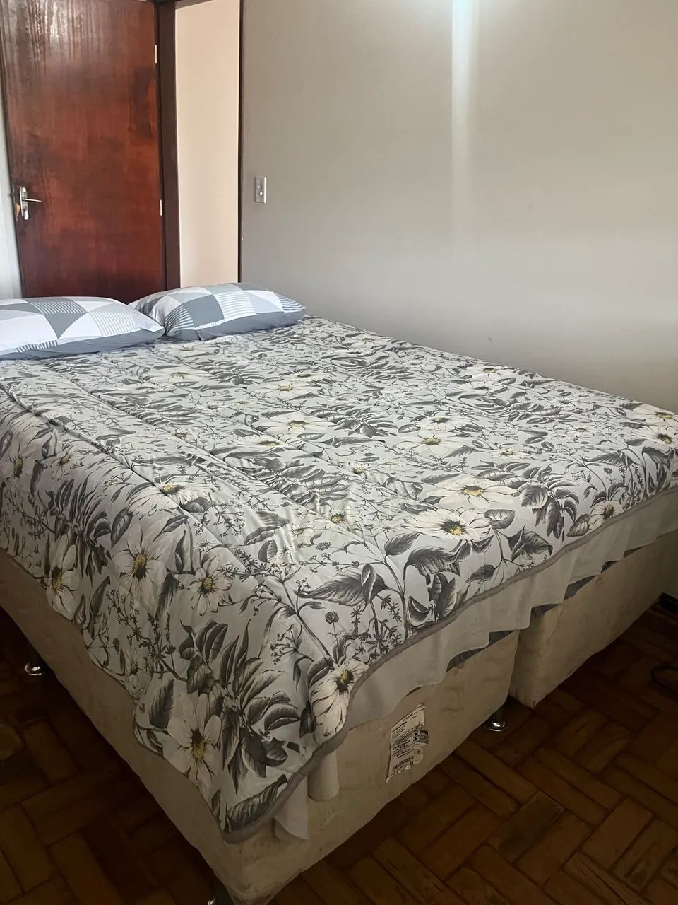 Cama Queen