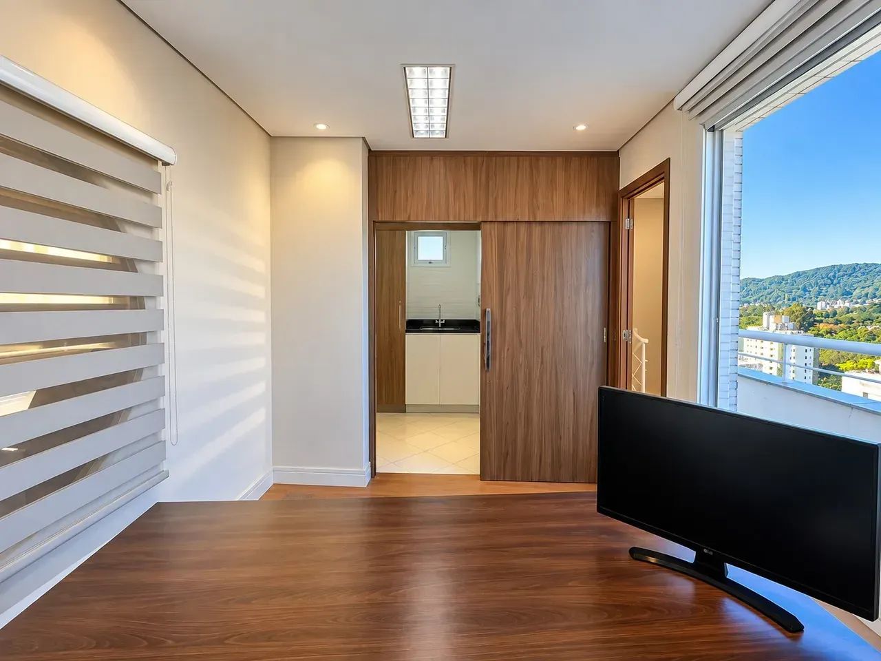 SALA COMERCIAL PARA LOCAÇÃO | MERIDIAN OFFICE  TRINDADE - Foto 5