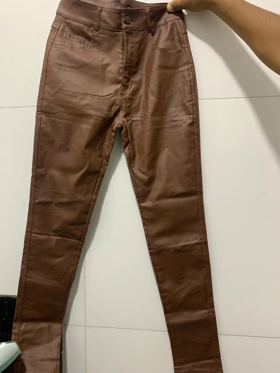 Calça de Courino  - Foto 2