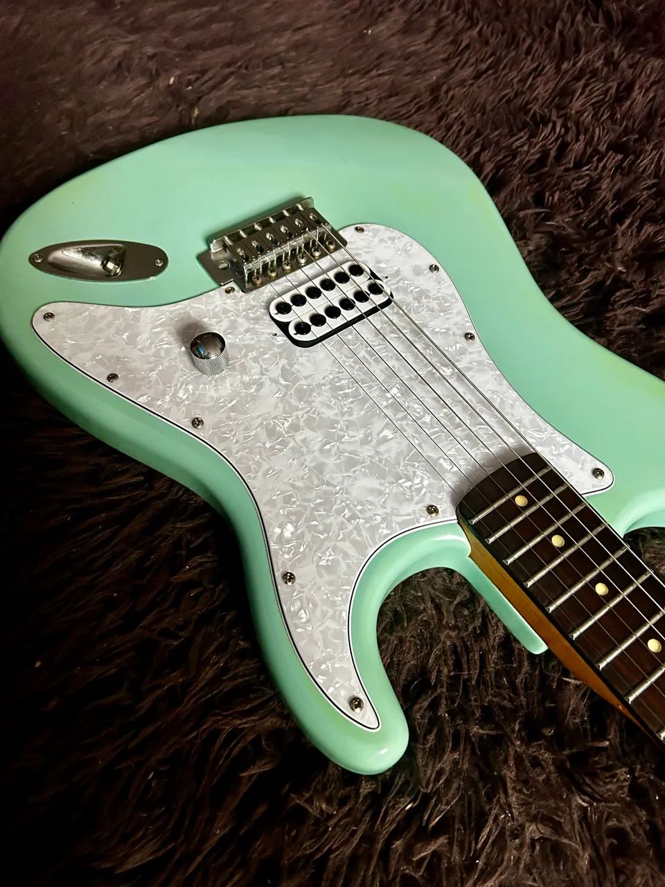 Fender Squier Stratocaster Surf Green - Custom Tom DeLonge - Foto 4