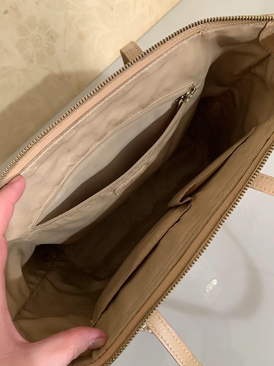 Bolsa Victor Hugo Original com chaveiro  - Foto 3