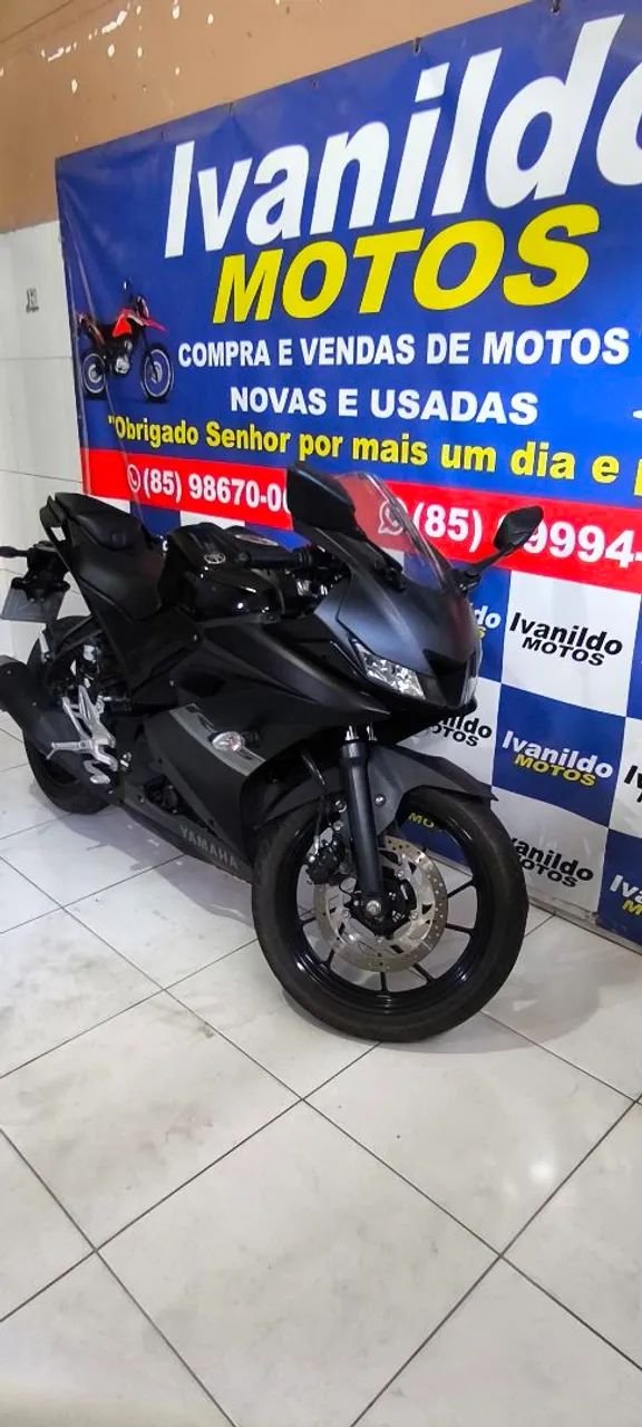 YZF-R15 ABS
