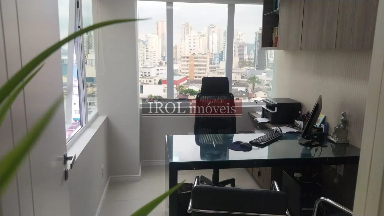 Sala comercial para alugar no bairro Centro - Itajaí/SC