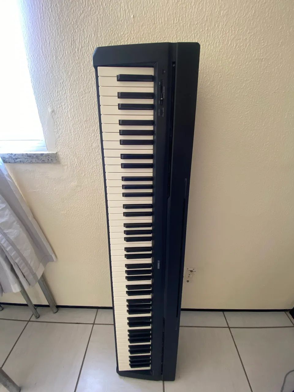 Piano digital Yamaha P-45 com defeito - Foto 2