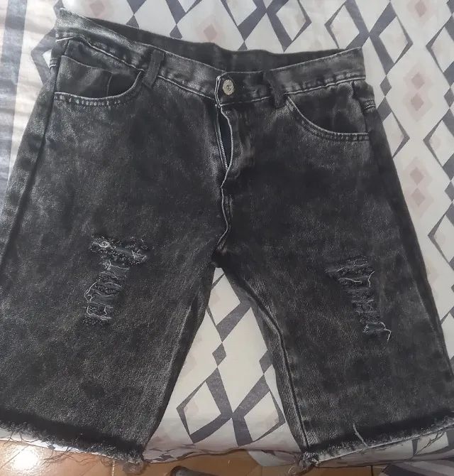 Bermuda Jeans Escuro Nova