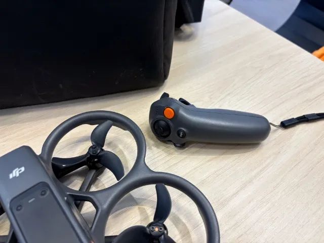 Drone DJI Avata 2 Fly More Combo (3 baterias) - 6 meses de comprado - Foto 4