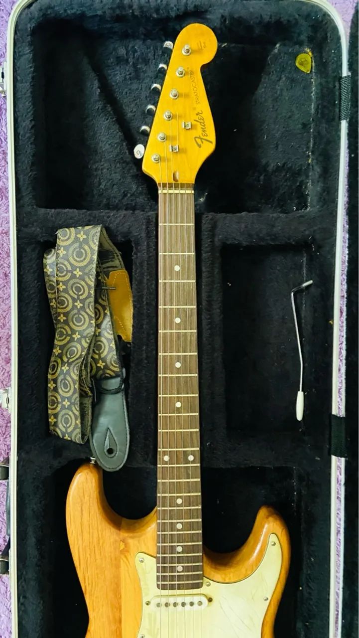 Guitarra Stratocaster Custom Shop! 