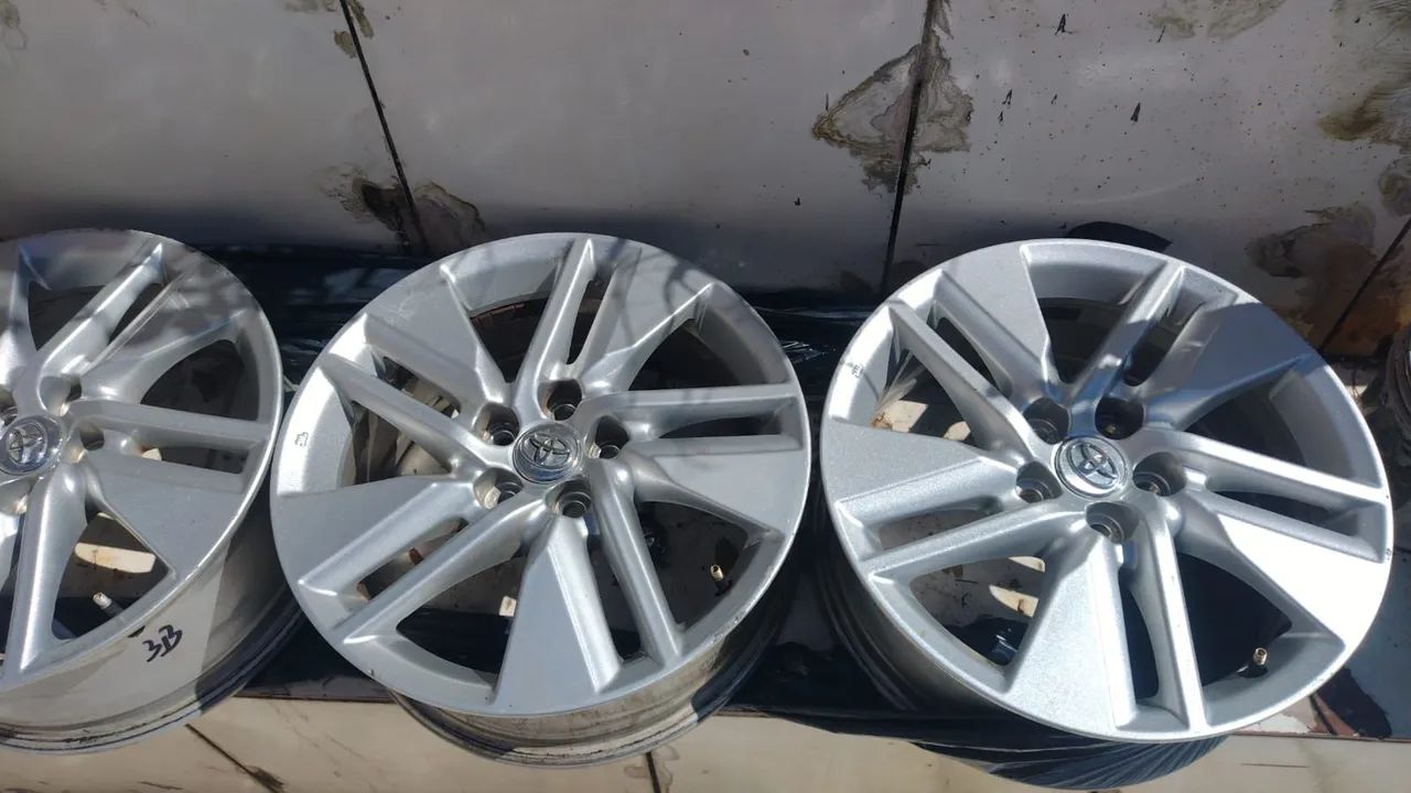 Aro 16 Corolla 