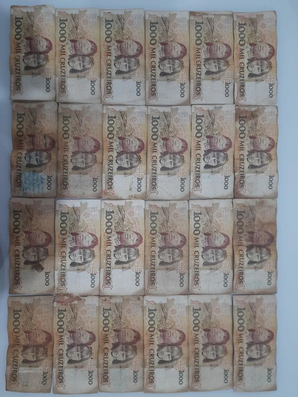 24 Notas de 1000 Cruzeiros - Foto 2