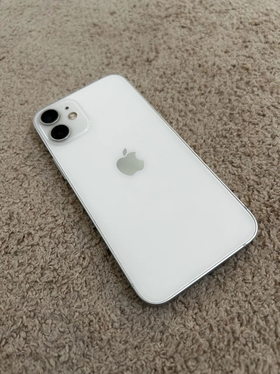 iPhone 12 mini ホワイト 64GB IPHONE 12 MINI 64GB - Celulares e Smartphones - Shell, Linhares