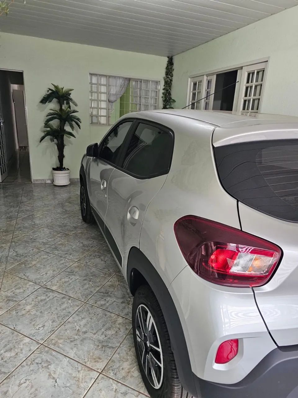 Renault Kwid Intense 1.0 Flex 12V 5P Mec. 2023 - Foto 3