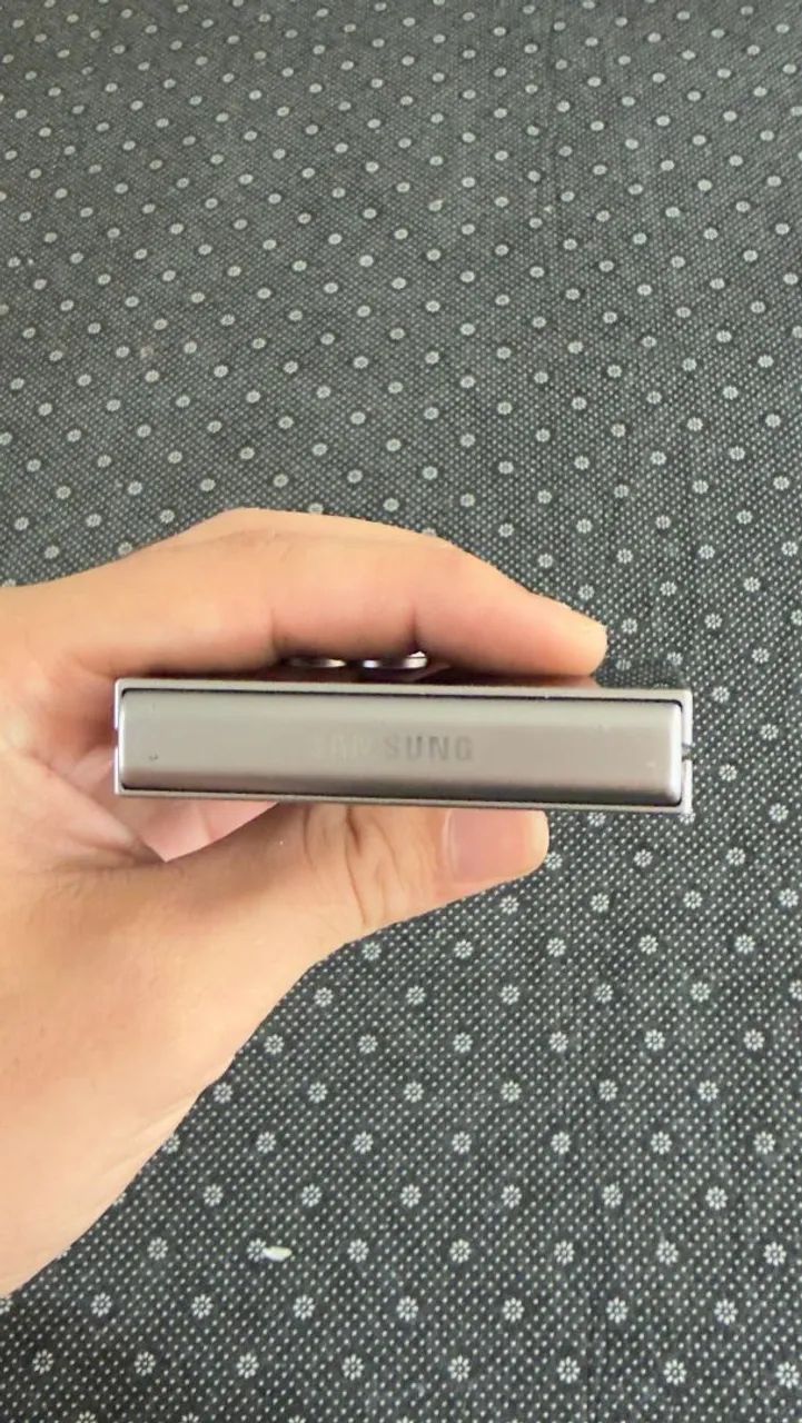 Z flip 6 com nota fiscal vendo e troco - Foto 5