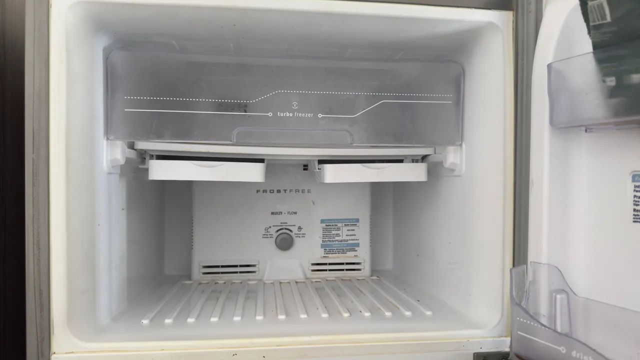 Geladeira Eletrolux 400L - Foto 4