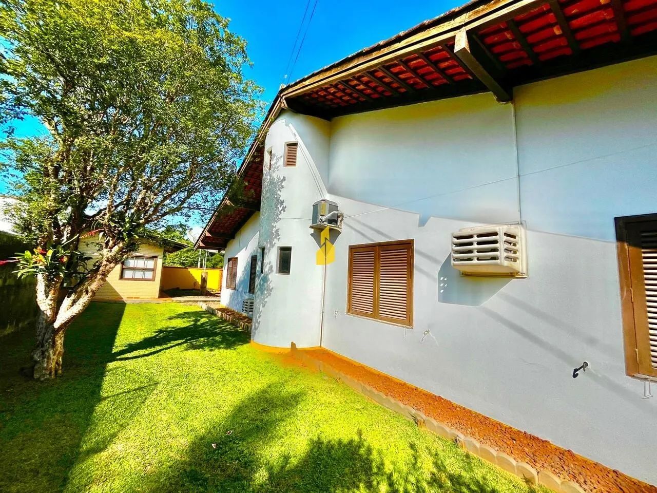 Casa com 2 suítes e piscina no Centro de Timbó - Foto 5