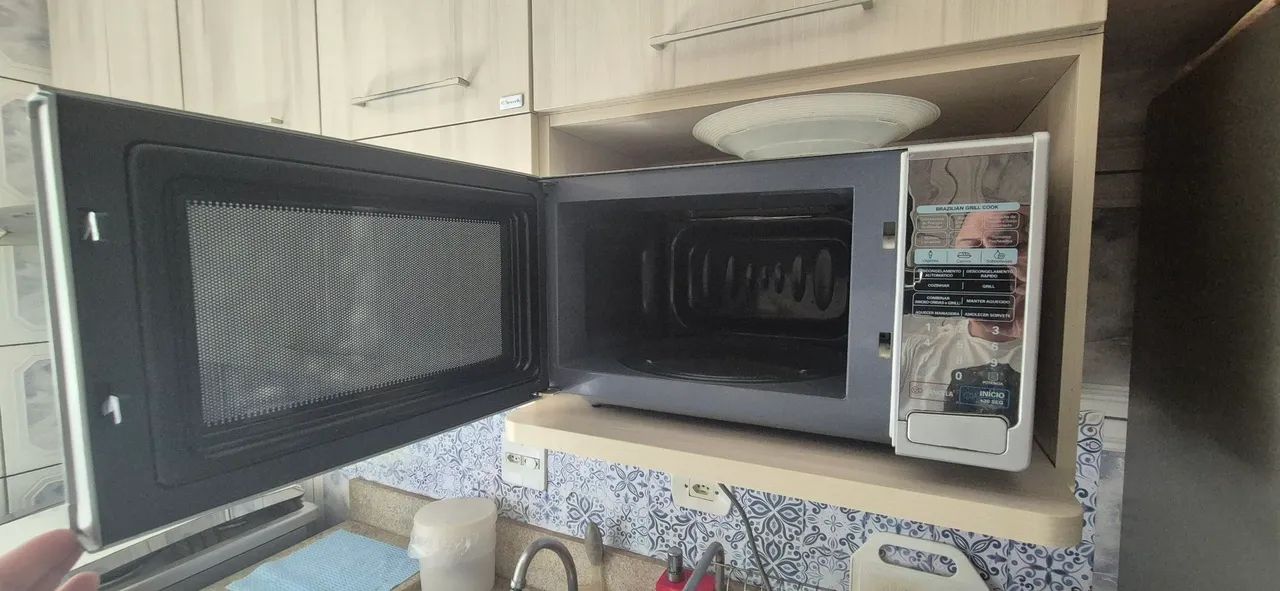 LG Micro-ondas Grill de 30 Litros - Foto 3