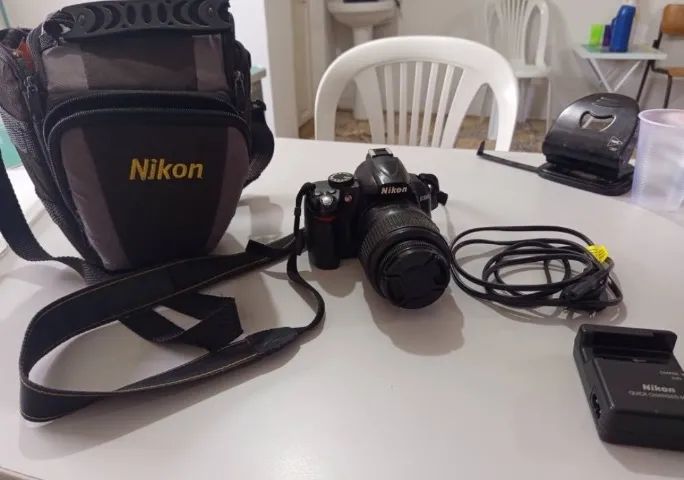 Câmera Nikon D3000 - Foto 2