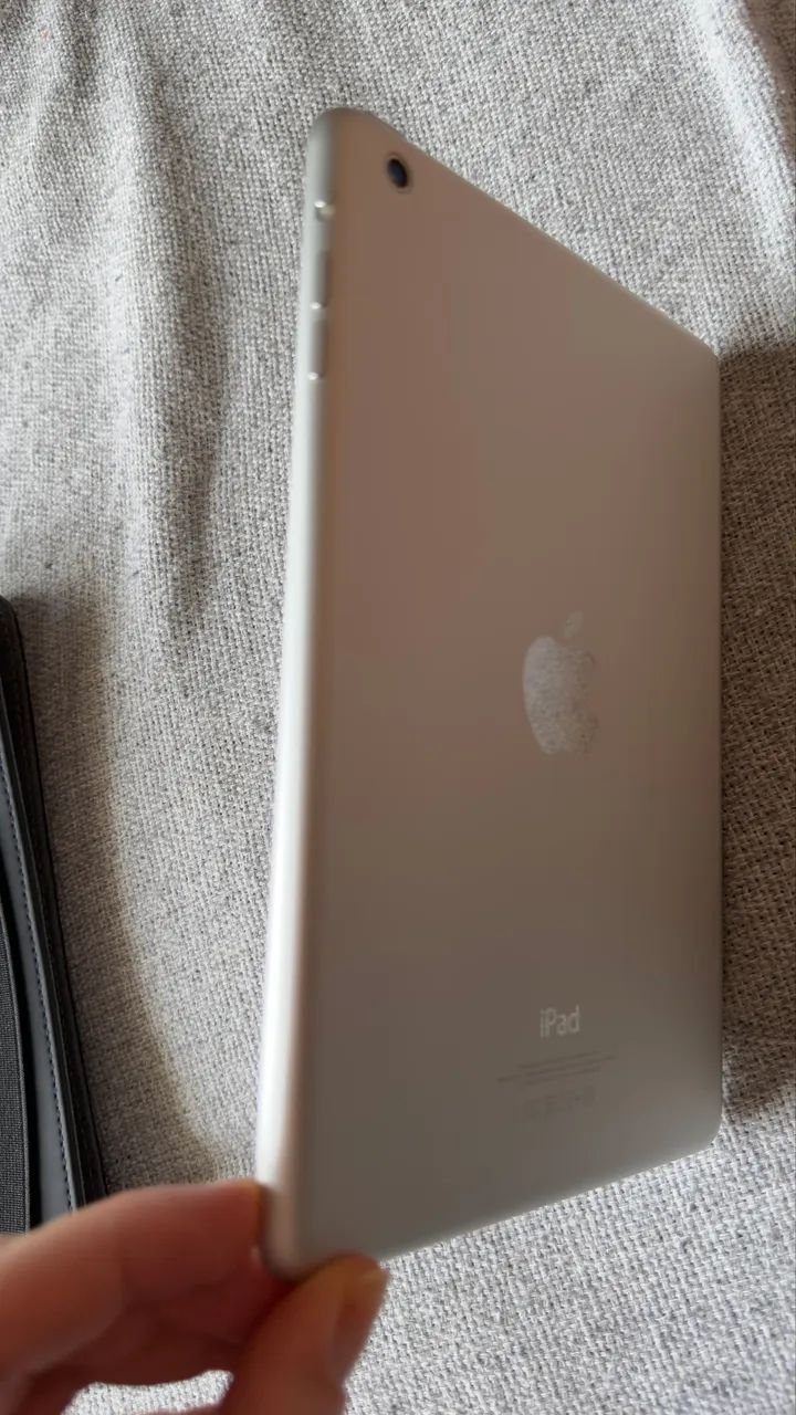 iPad mini (1ª geração) de 16 GB, versão Wi-Fi na cor branco/prateado - Foto 3