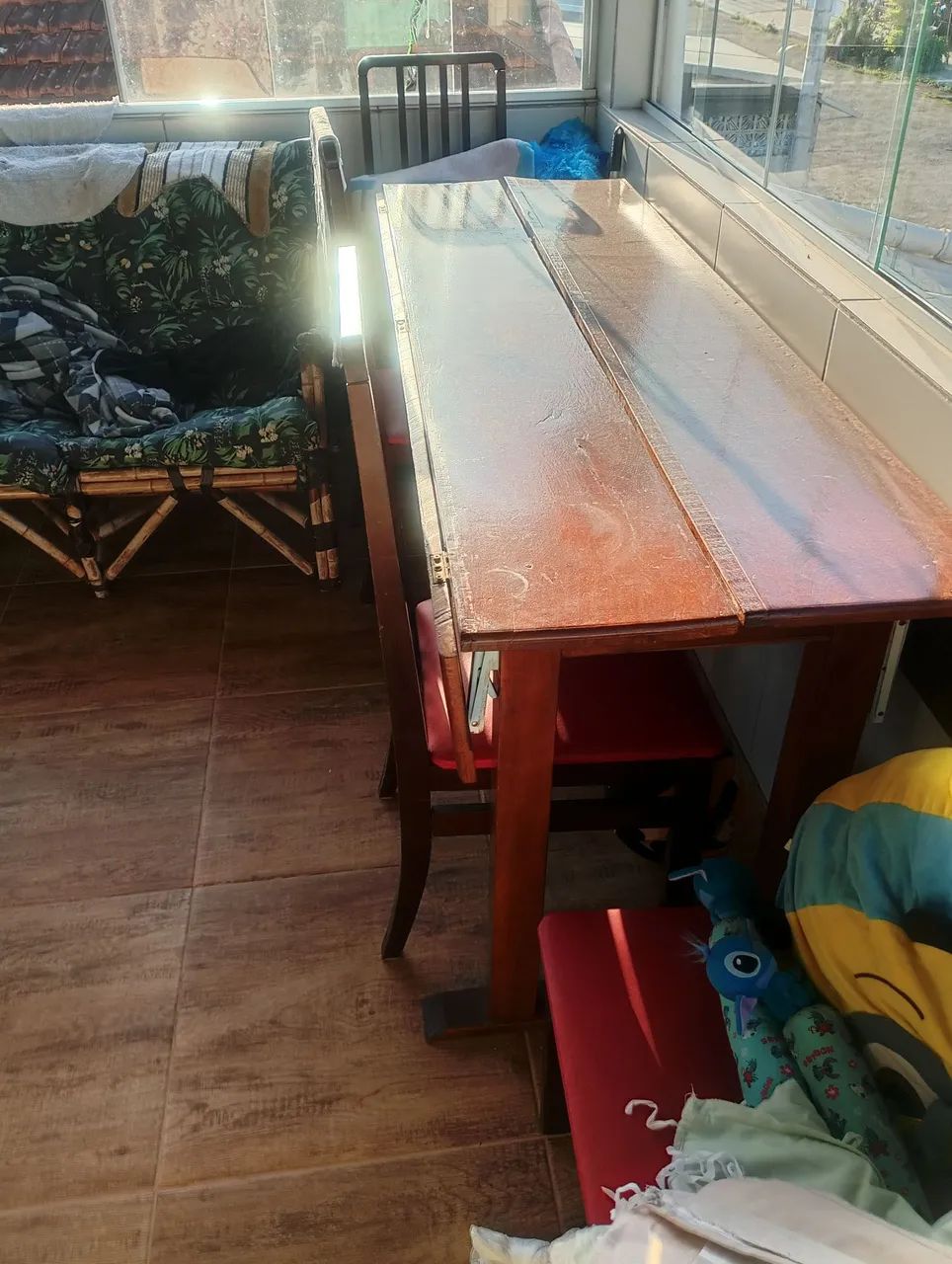 Mesa grande de madeira 