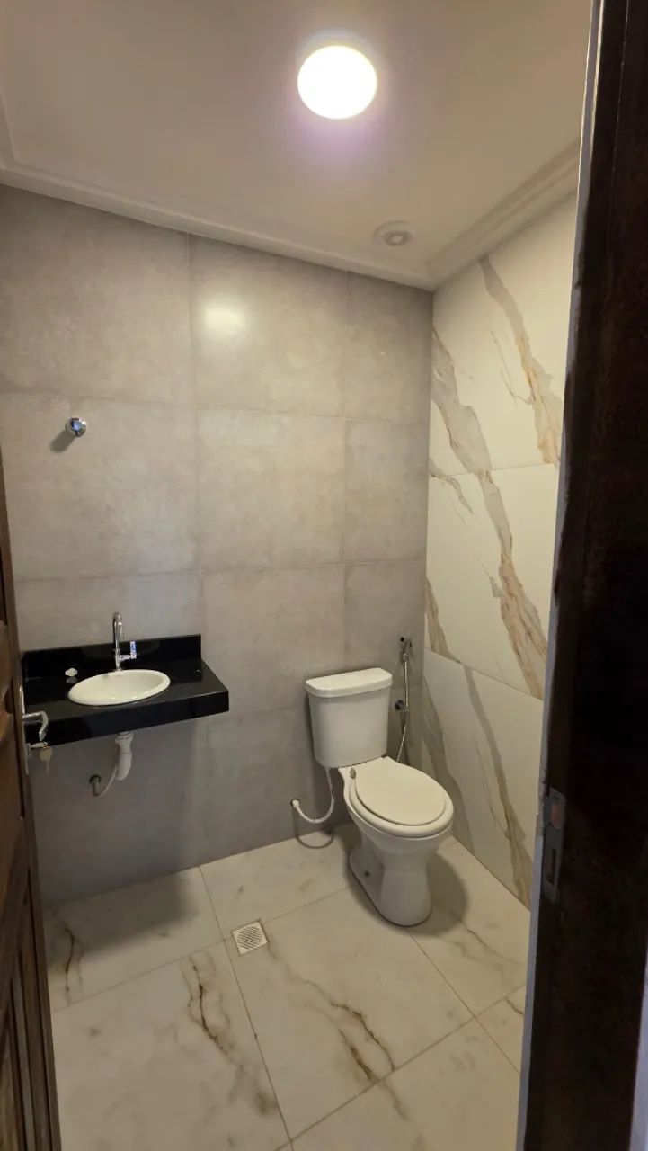 Casa nos altos reformada, 3 suítes e garagem - Curió-Utinga - Foto 5