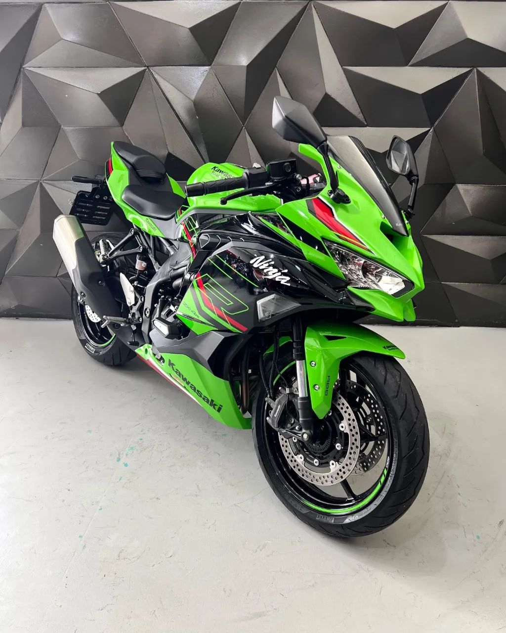 Kawasaki Zx-4r 2024 - 1480311880 | OLX