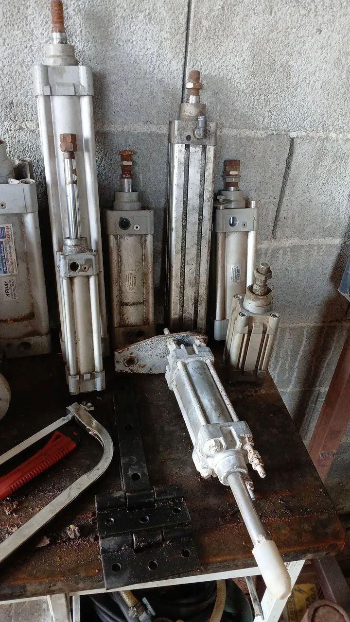 Pistão pneumaticos (lote)