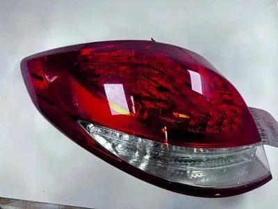 LANTERNA TRASEIRA VELOSTER COM LED - LADO ESQUERDO - Foto 2
