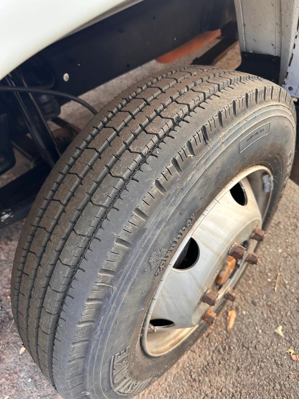 Caminhão 710  - Foto 3