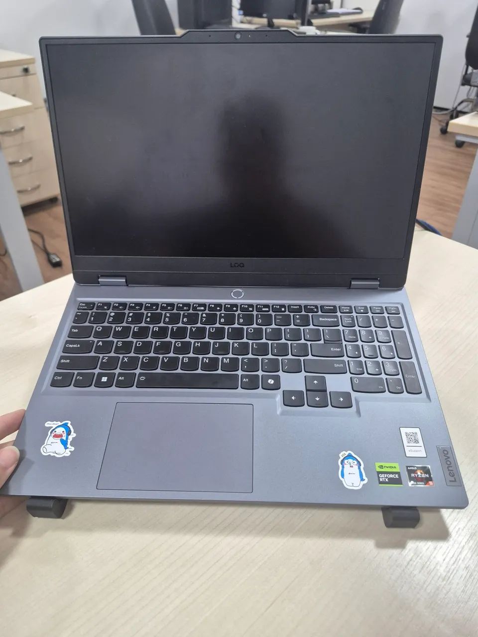 Notebook Gamer Lenovo LOQ 4050 - Foto 2
